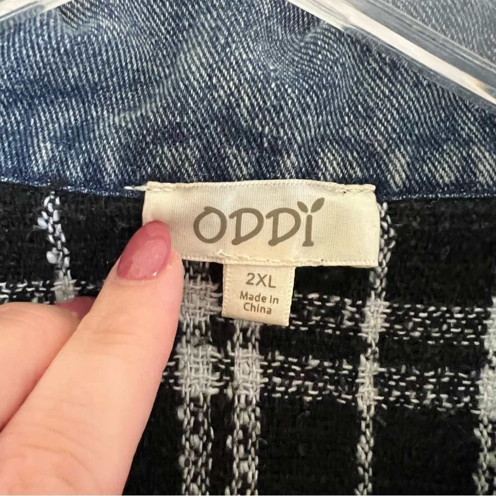 Oddi Women's Black and White Plaid denim style jacket size 2XL - Picture 3 of 5